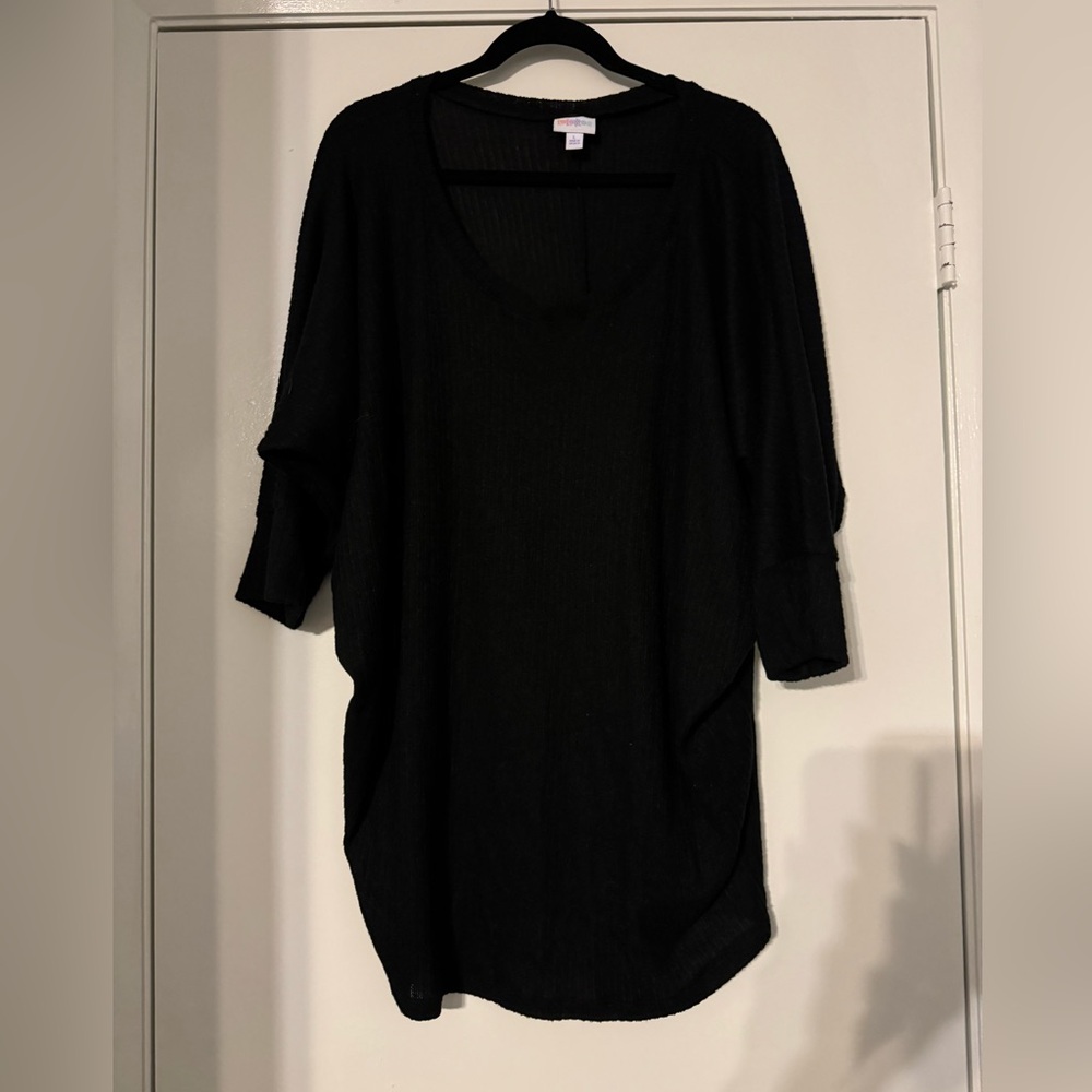 Solid black Lularoe Naomi!